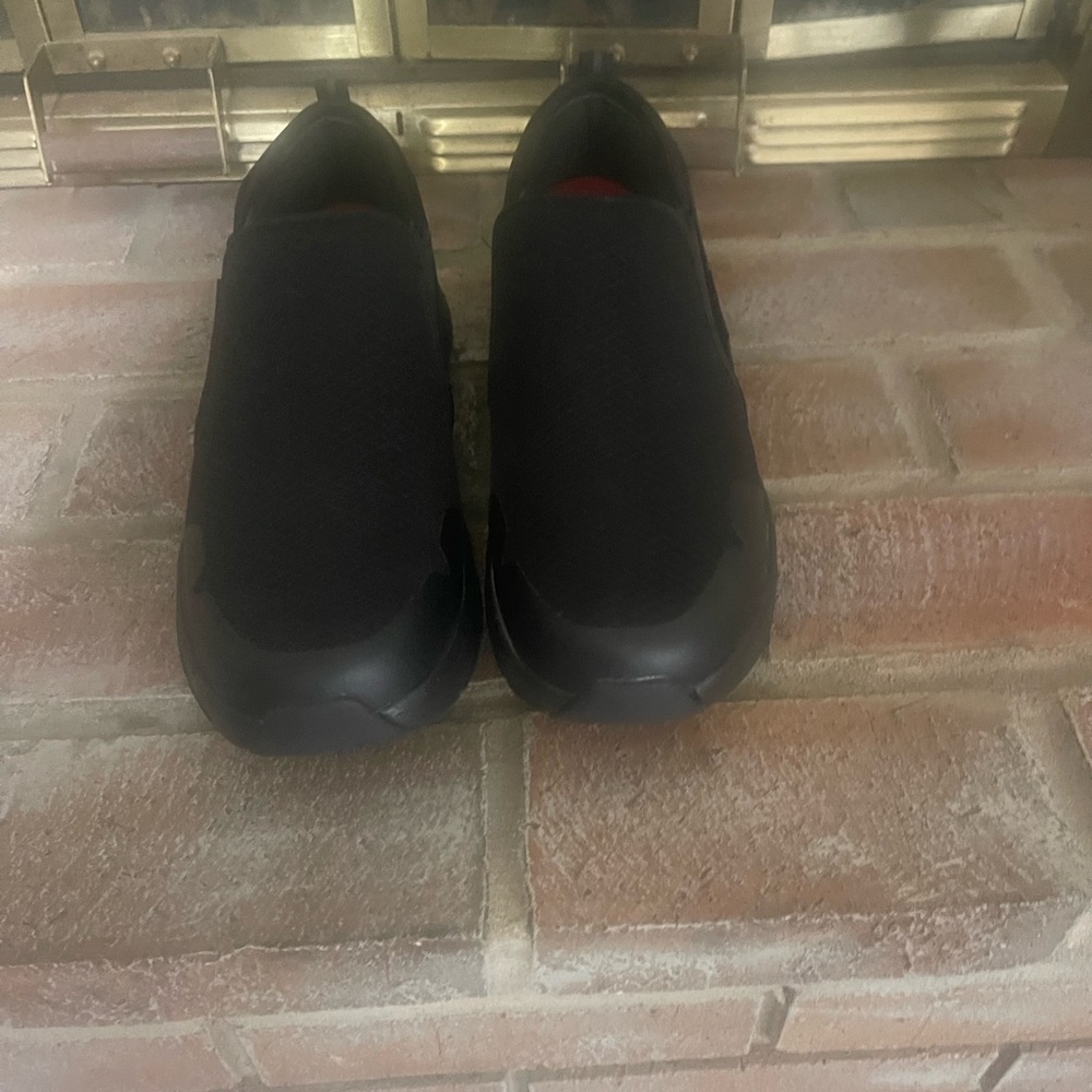 Skechers Men's Black Slip-On Sneakers